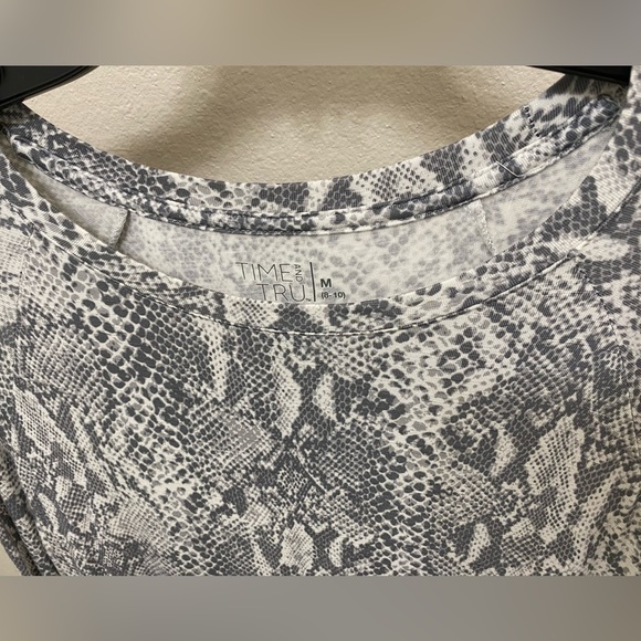 Snake Print Long Sleeve Blouse - Picture 4 of 5